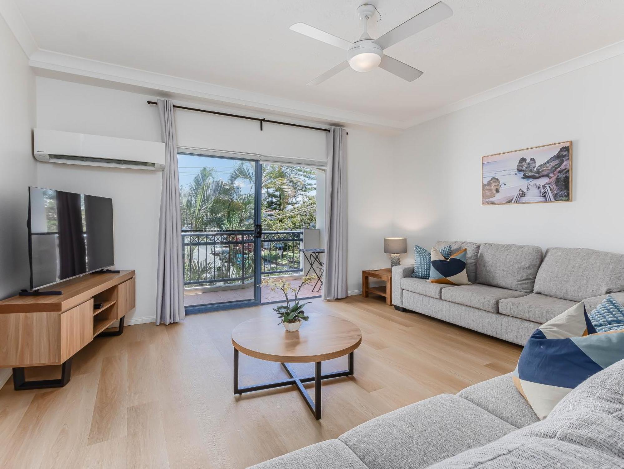 Bella Mare Coolangatta Beachside Apartments ゴールドコースト エクステリア 写真