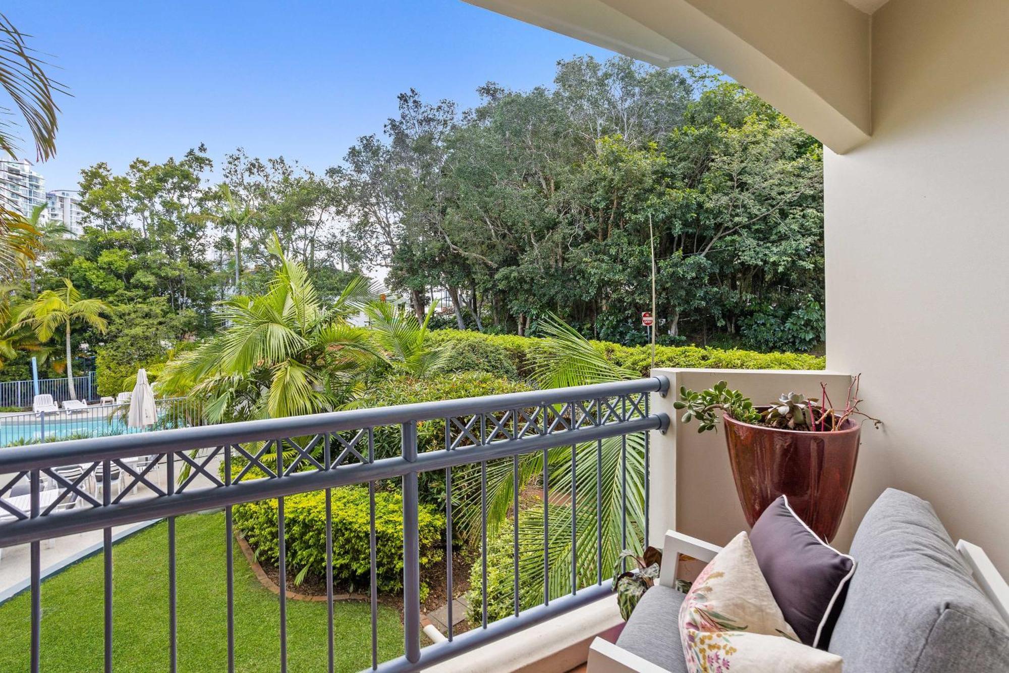 Bella Mare Coolangatta Beachside Apartments ゴールドコースト エクステリア 写真