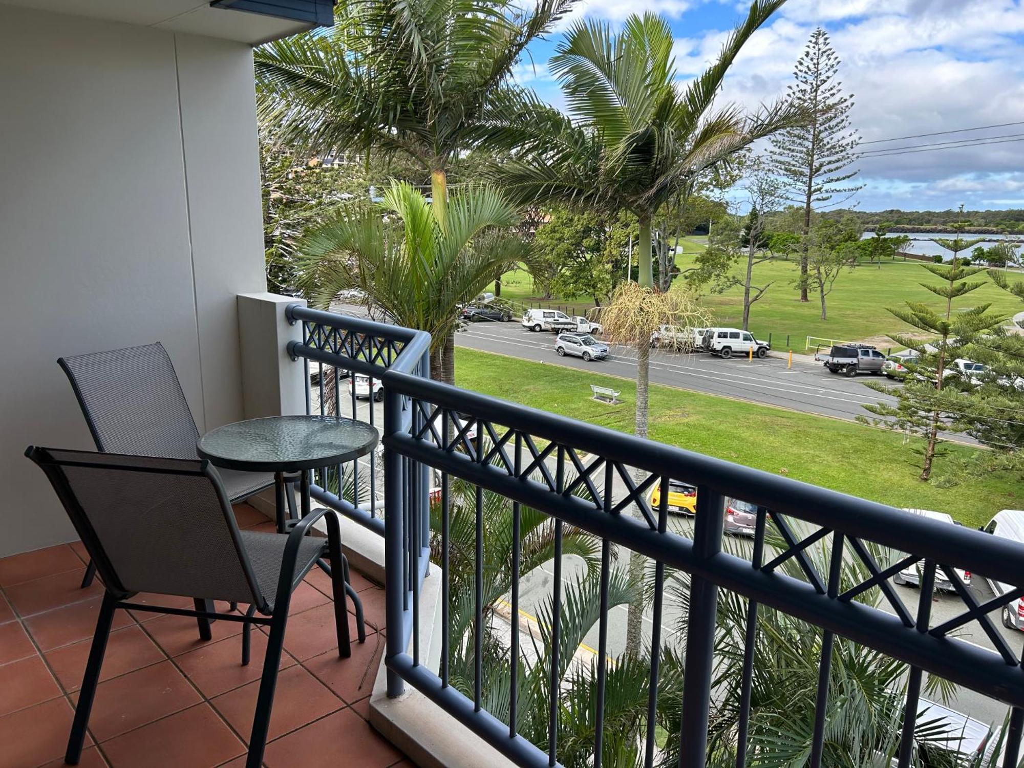 Bella Mare Coolangatta Beachside Apartments ゴールドコースト エクステリア 写真